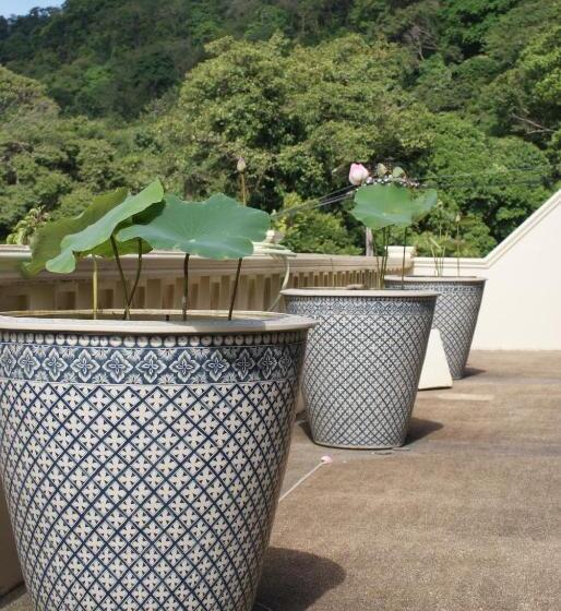 스위트 킹사이즈 침대, Prince Edouard Apartments & Resort Sha Extra Plus