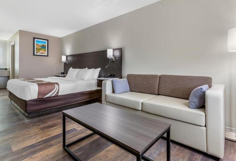 اتاق استاندارد با تخت بزرگ برای معلولان, Quality Inn Show Low