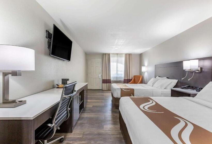 اتاق استاندارد برای معلولان, Quality Inn Show Low