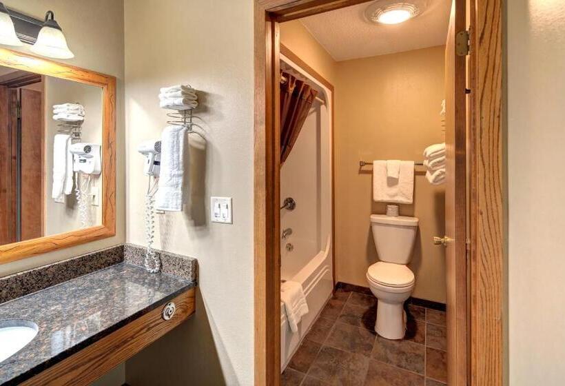 Семейный Полулюкс, Rock Crest Lodge And Cabins