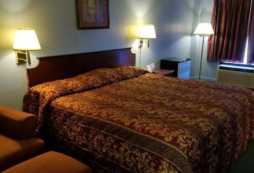 キングサイズベッドのスタンダードルーム, Scottish Inns Morristown