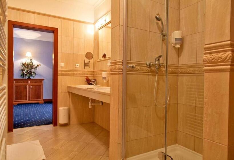 جناح, Sv. Ludmila