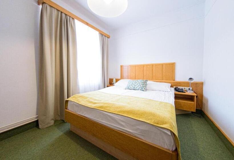 اتاق اکونومی, Toplice  Terme Krka