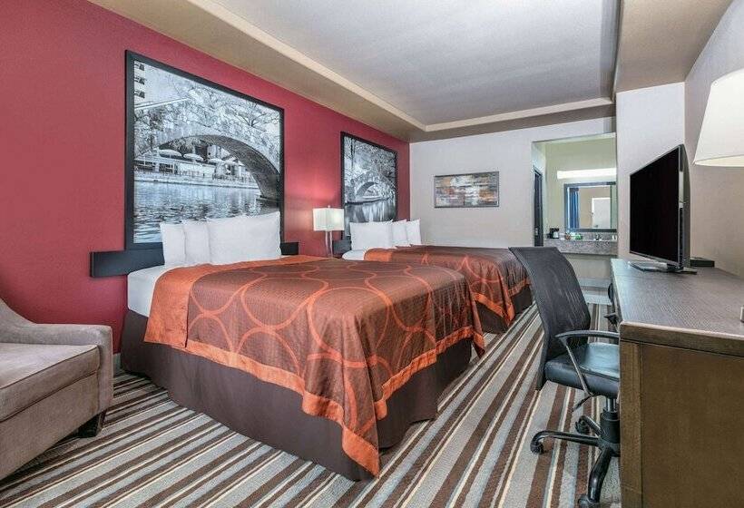 חדר דלוקס מותאם לאנשים עם מוגבלויות, Super 8 By Wyndham Karnes City