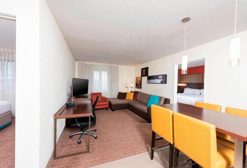 带2个卧室的套房, Residence Inn By Marriott Akron South/green