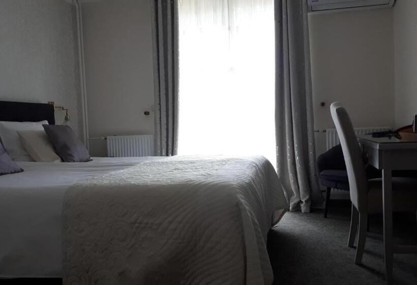 اتاق استاندارد با بالکن, Sport Manca Garni