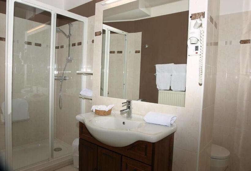 سوییت, Sport Manca Garni