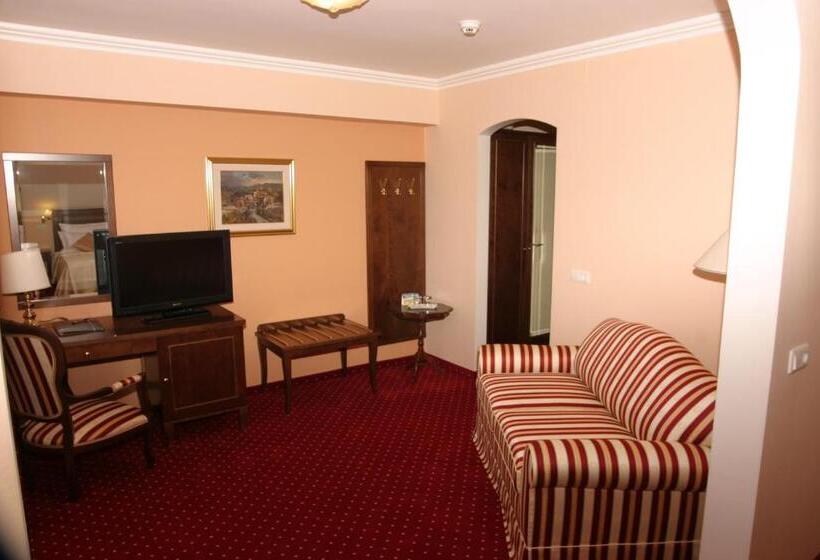 سوییت, Sport Manca Garni