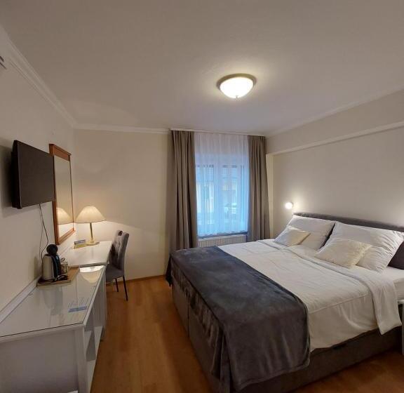 اتاق استاندارد, Sport Manca Garni