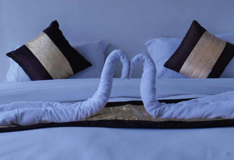 デラックスルーム, Ashirwad Hotel And Spa