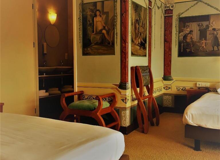 Тематический Семейный Номер, Courage Nijmegen