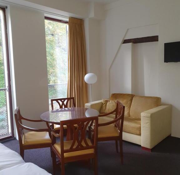 Номер Комфорт, Courage Nijmegen