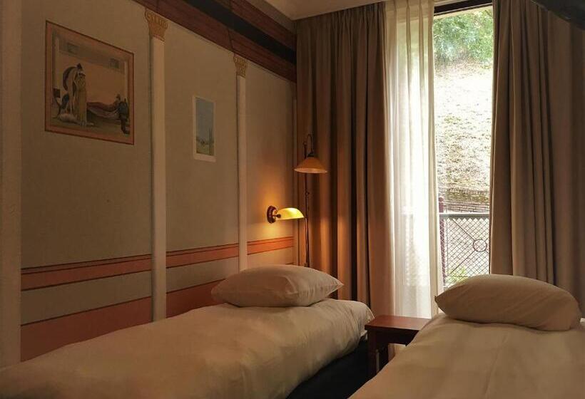 Номер Basic, Courage Nijmegen