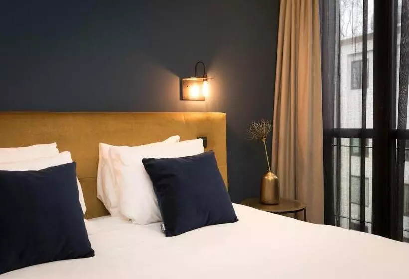 اتاق لوکس, Court Hotel Utrecht City Centre