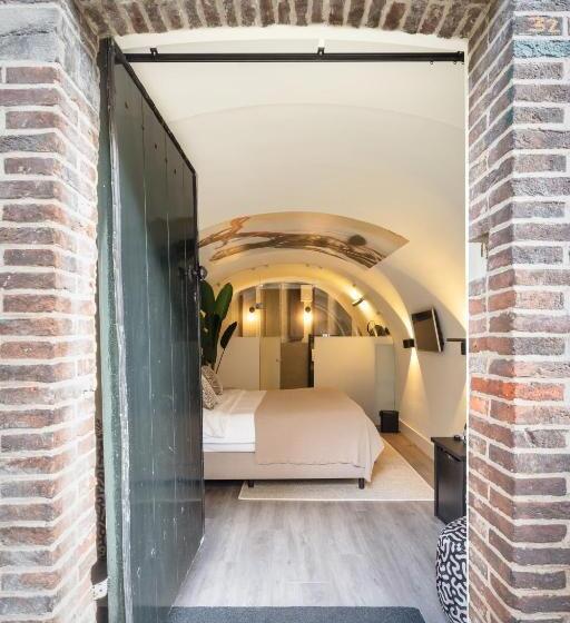 غرفة ديلوكس سرير كينج, Court Hotel Utrecht City Centre