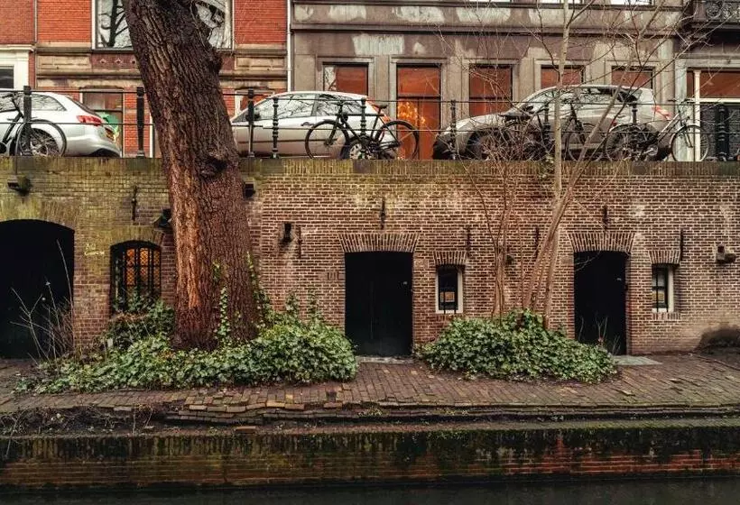 اتاق لوکس با تخت بزرگ, Court Hotel Utrecht City Centre