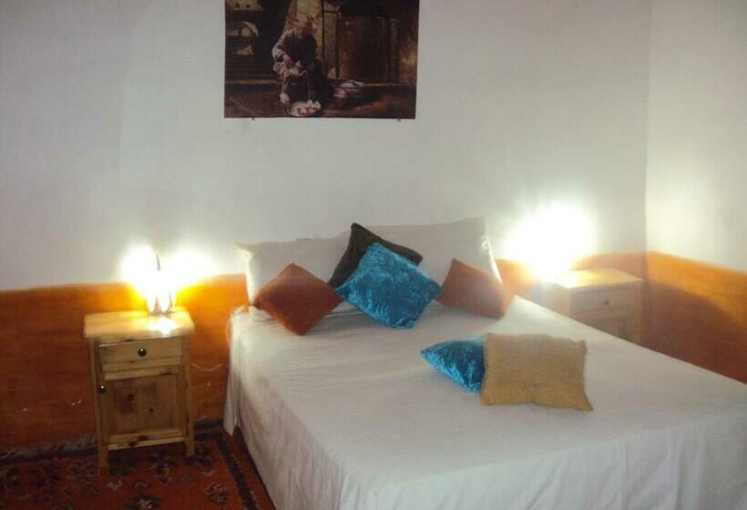 اتاق استاندارد یک نفره, Dar Timitar