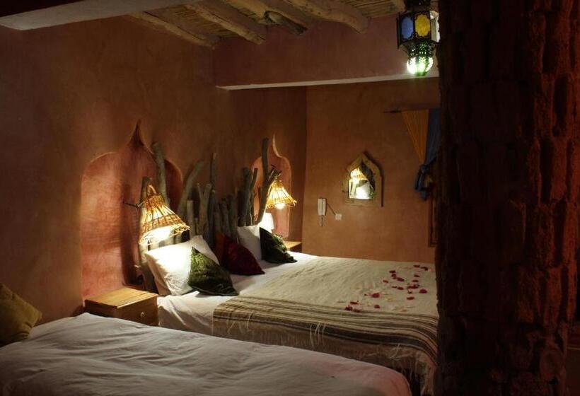 اتاق استاندارد سه نفره, Dar Timitar