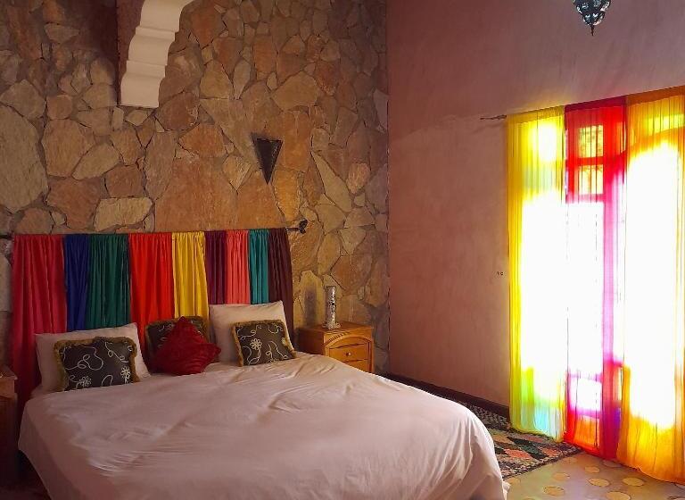 سوئیت کلاسیک, Dar Timitar