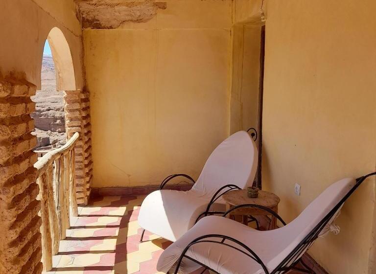 سوئیت کلاسیک, Dar Timitar