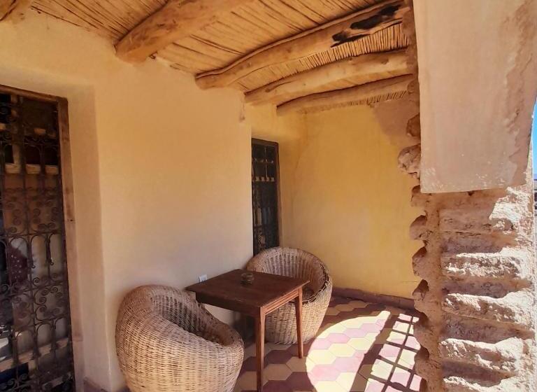 سوییت سوپریور, Dar Timitar