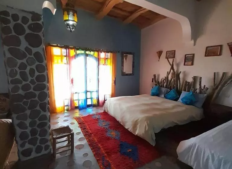 سوییت سوپریور, Dar Timitar
