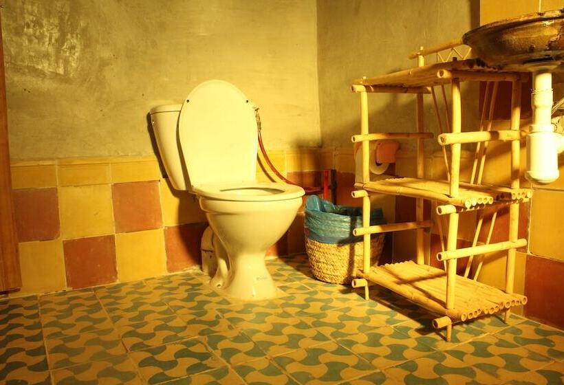 اتاق استاندارد, Dar Timitar