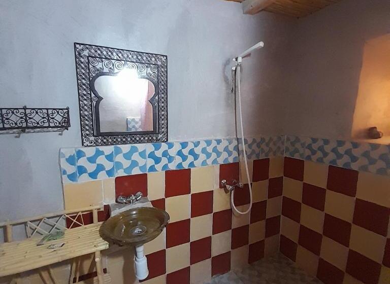 اتاق استاندارد, Dar Timitar