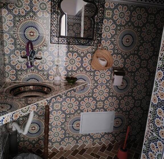 اتاق استاندارد, Dar Timitar