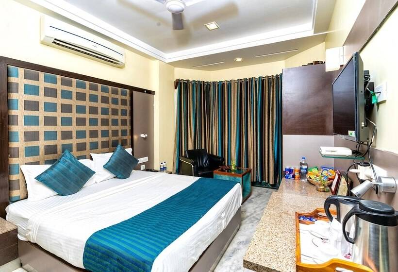 Quarto Deluxe, Dayal