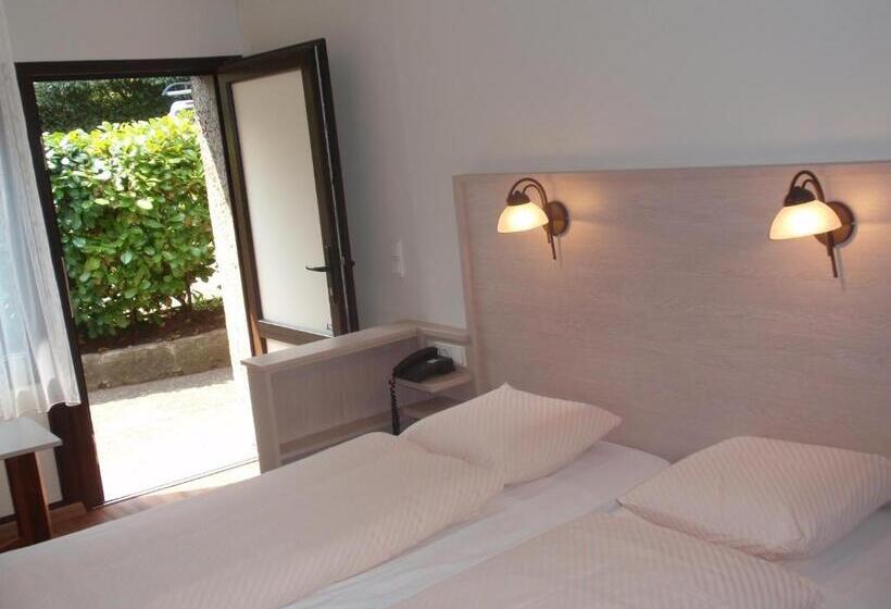 اتاق استاندارد, Du Parc