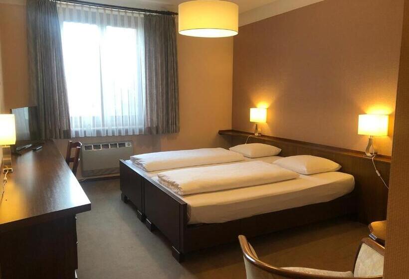 اتاق استاندارد, Du Parc