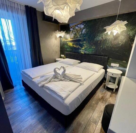 スタンダードルーム, Gec