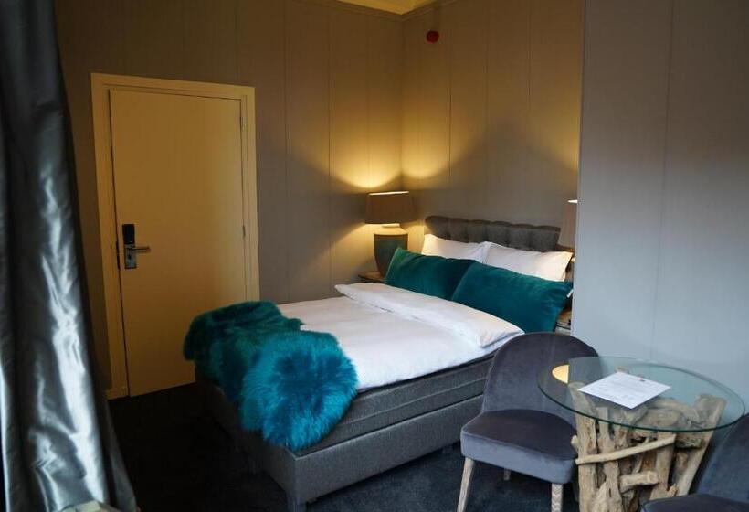 スタンダードルーム, Huis Van Bewaring