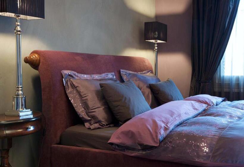 スタンダードルーム, Huis Van Bewaring