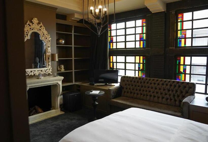 Номер Стандарт, Huis Van Bewaring