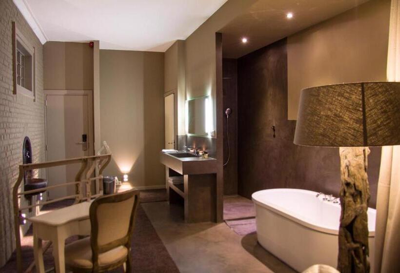 スイート, Huis Van Bewaring