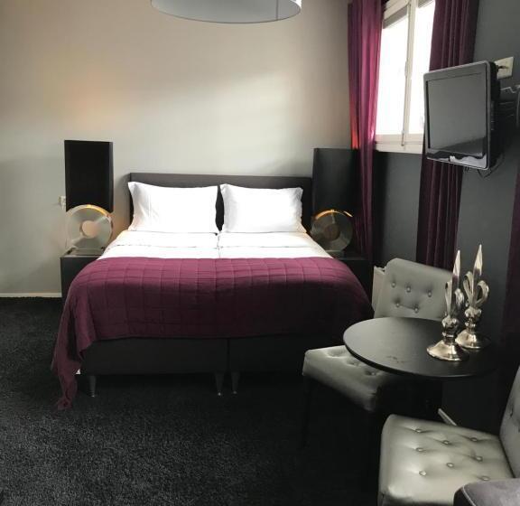 スタンダードルーム, Huis Van Bewaring