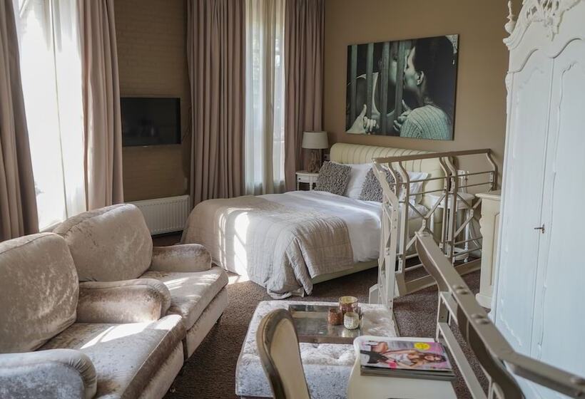 スイート, Huis Van Bewaring