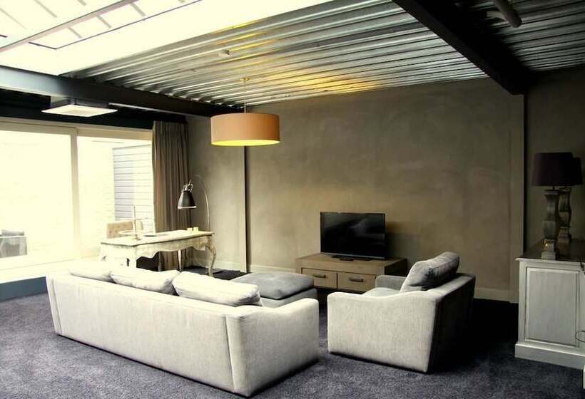 スタンダードルーム, Huis Van Bewaring