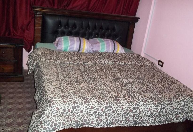 اتاق استاندارد با سرویس بهداشتی مشترک, Mamaya