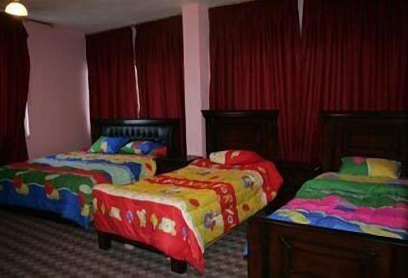 اتاق استاندارد سه نفره, Mamaya