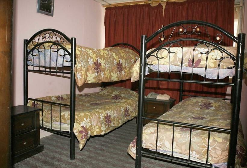 اتاق استاندارد سه نفره, Mamaya