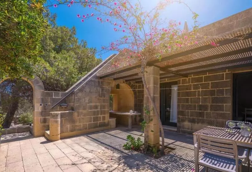 بانگلوی استاندارد 2 خوابه, Mellieha Holiday Centre