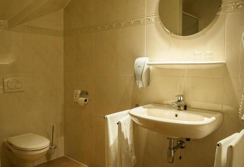 חדר סטנדרט, Moeke Mooren