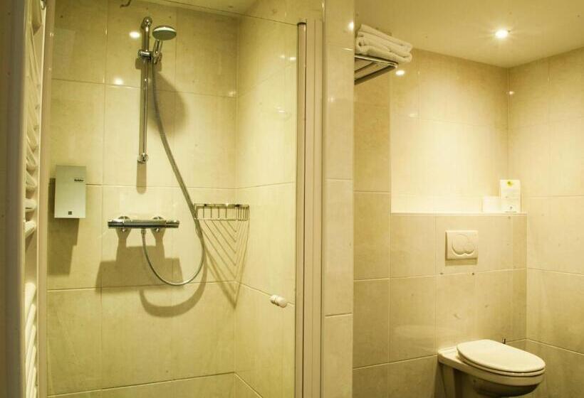 חדר קלאסי, Moeke Mooren