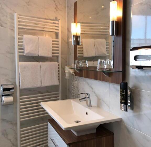 اتاق استاندارد, König