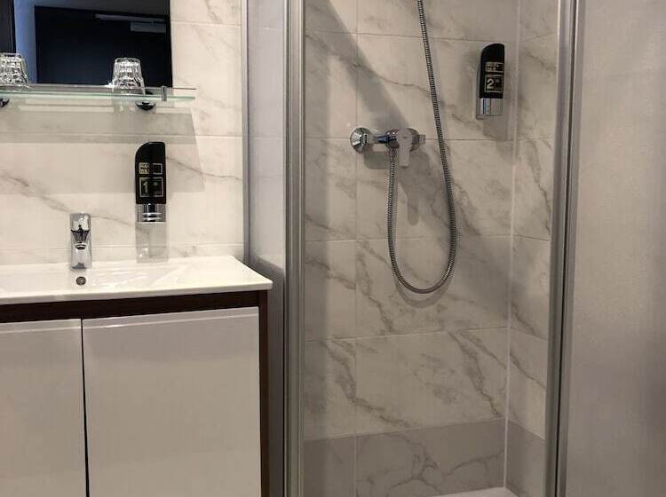 اتاق استاندارد, König