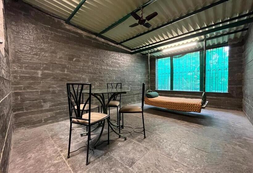 ‫فيلا غرفة نوم واحدة, Sai Leela Shirdi