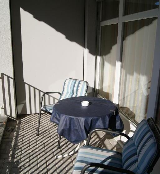 اتاق استاندارد, Schlosswald